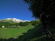 10 cascina con pensana nel vallone sulle pendici del Menna...